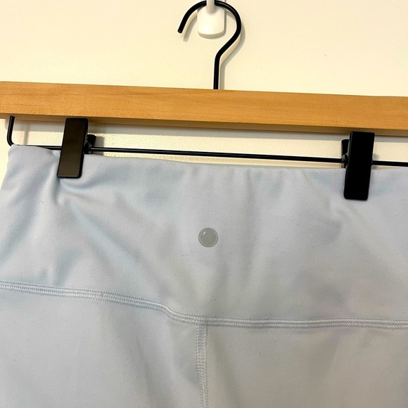 Yogalicious Perrywinkle Ankle Length Cut-out Accent Leggings Small - Picture 3 of 7